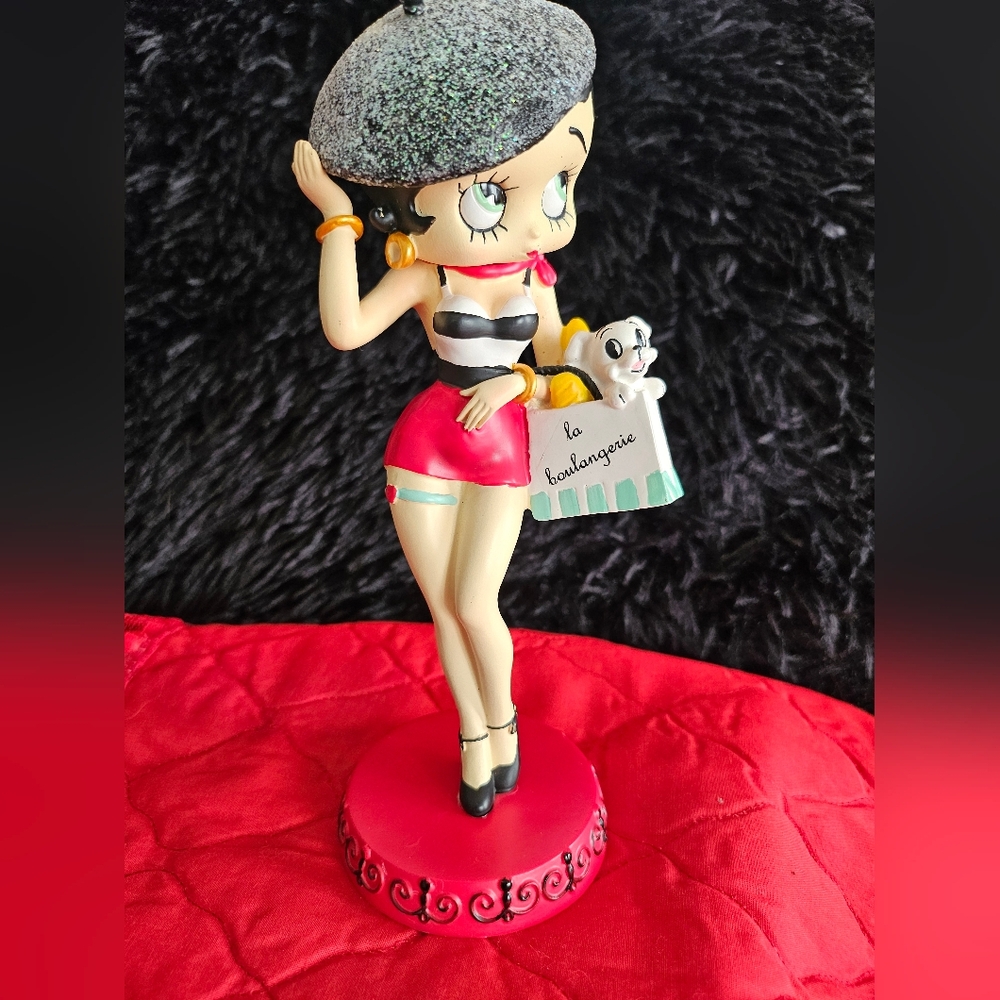 Westland Giftware Betty Boop Figurine #20132 The Betty Beret Bakery Rare